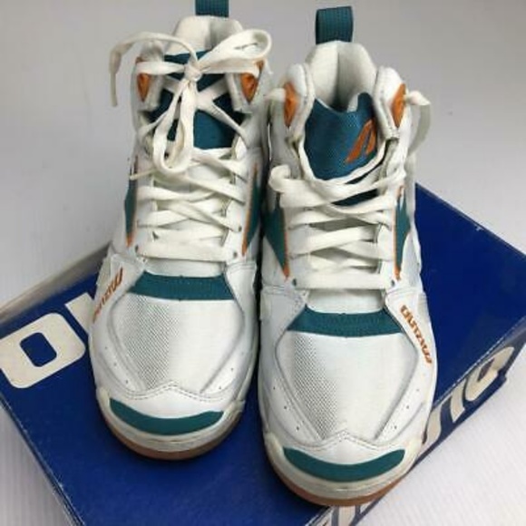 Vtg Deadstock Mizuno Extreme Mid Volleyball shoes - Picture 2 of 8